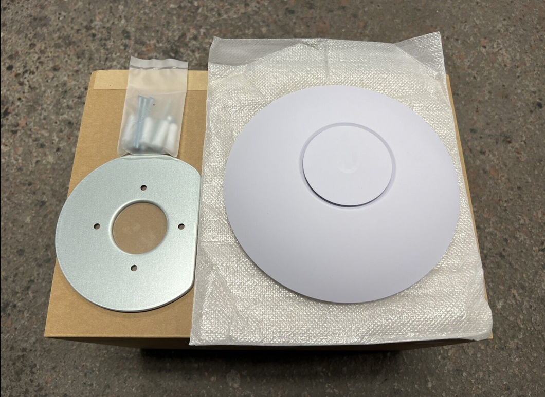 Ubiquiti Networks UniFi Access Point - UAP-AC-LR-US